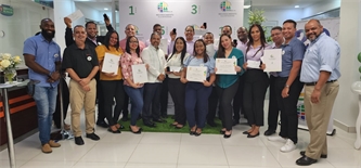 Reconocimos el compromiso y fidelidad de nuestros colaboradores de COOPZOAMERICA  Reconocimos el compromiso y fidelidad de nuestros colaboradores de COOPZOAMERICA