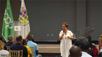 Por el cierre del mes del cooperativismo, Coopzoamerica celebró una conferencia magistral con Zoila Luna Por el cierre del mes del cooperativismo, Coopzoamerica celebró una conferencia magistral con Zoila Luna